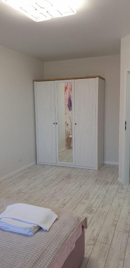 לוצק Dream Town Apartaments Біля Залізничного Вокзалу מראה חיצוני תמונה