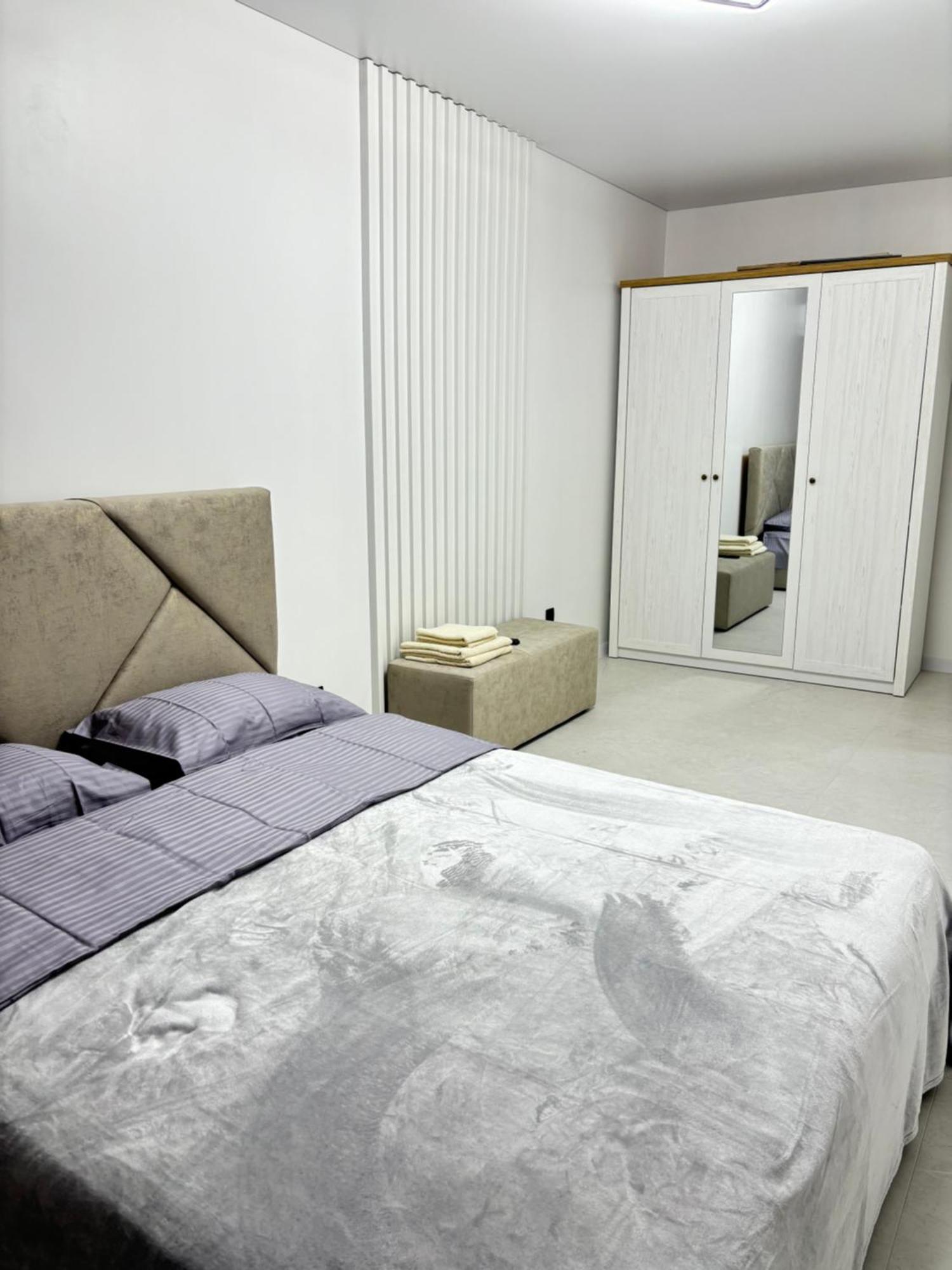 לוצק Dream Town Apartaments Біля Залізничного Вокзалу מראה חיצוני תמונה